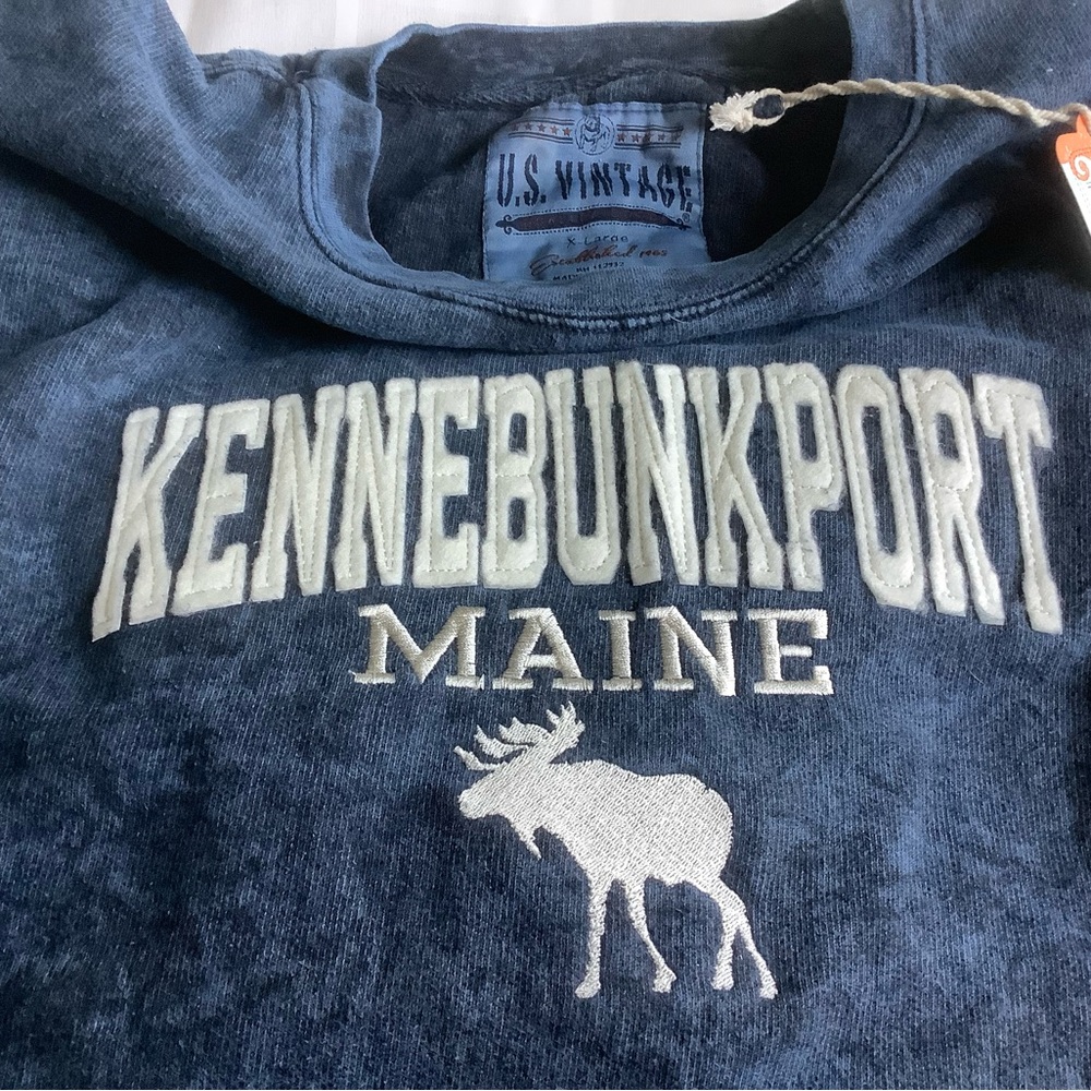 New Kennebunkport Maine Vintage Navy Sweatshirt with Moose Graphic XL - Picture 2 of 2